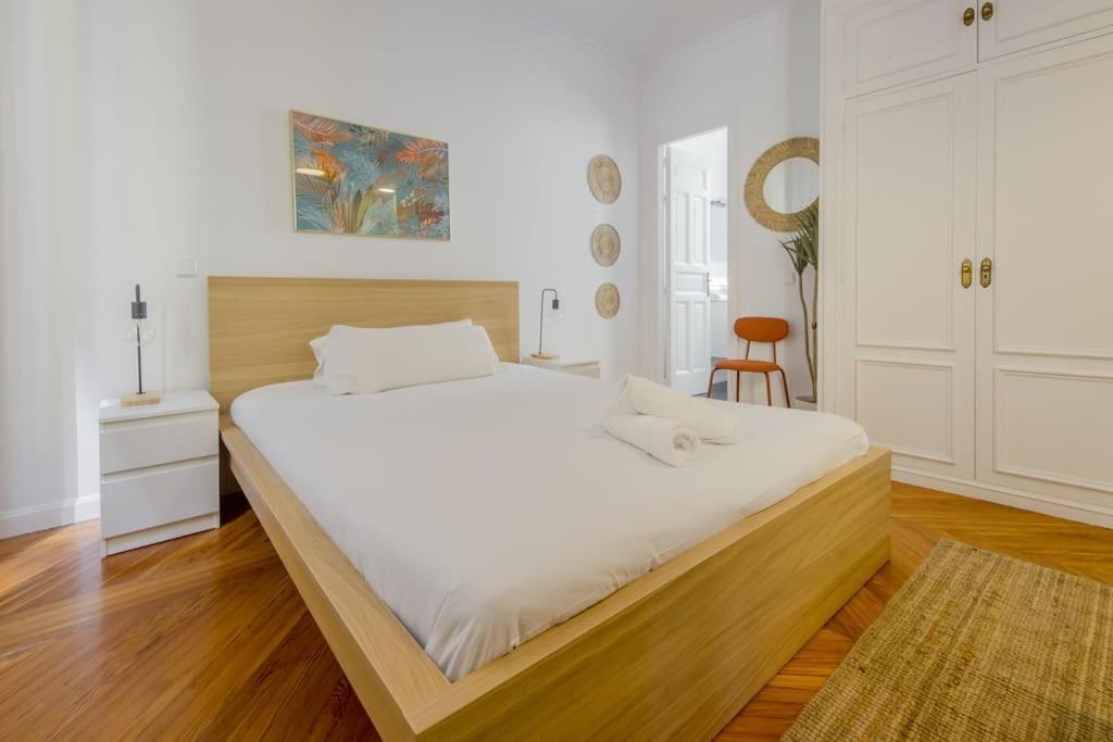 Petite E Chic Loft Para 3 En El Corazon De Madrid Exteriör bild