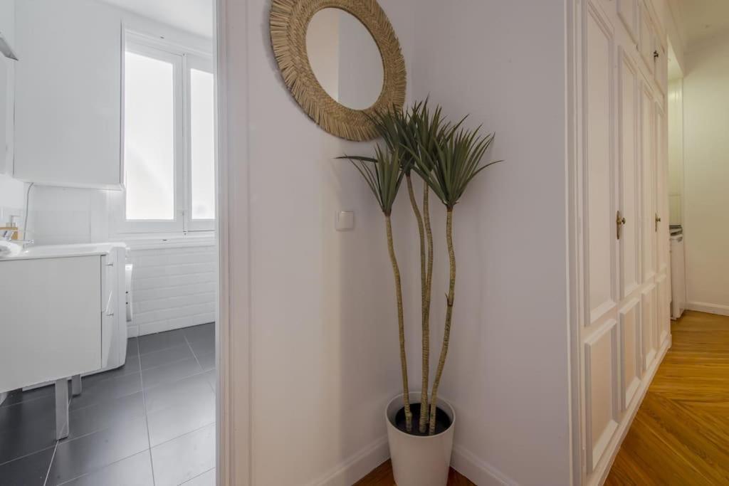 Petite E Chic Loft Para 3 En El Corazon De Madrid Exteriör bild