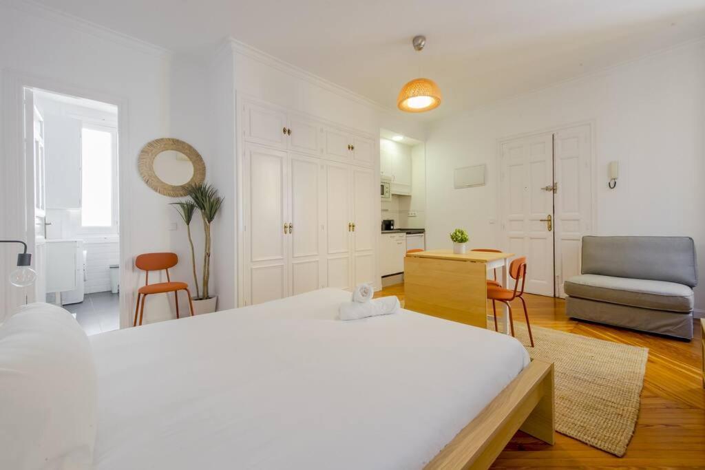Petite E Chic Loft Para 3 En El Corazon De Madrid Exteriör bild