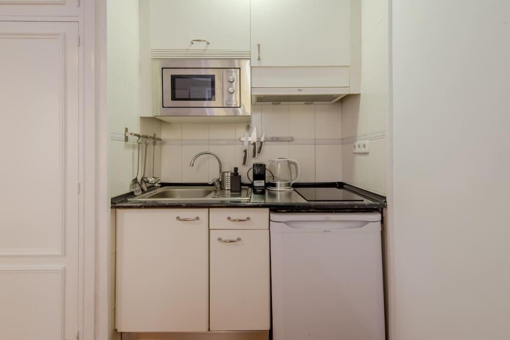 Petite E Chic Loft Para 3 En El Corazon De Madrid Exteriör bild
