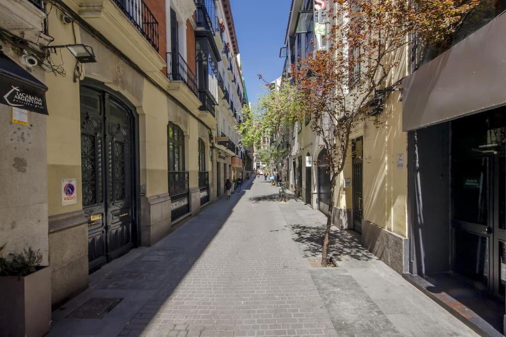 Petite E Chic Loft Para 3 En El Corazon De Madrid Exteriör bild
