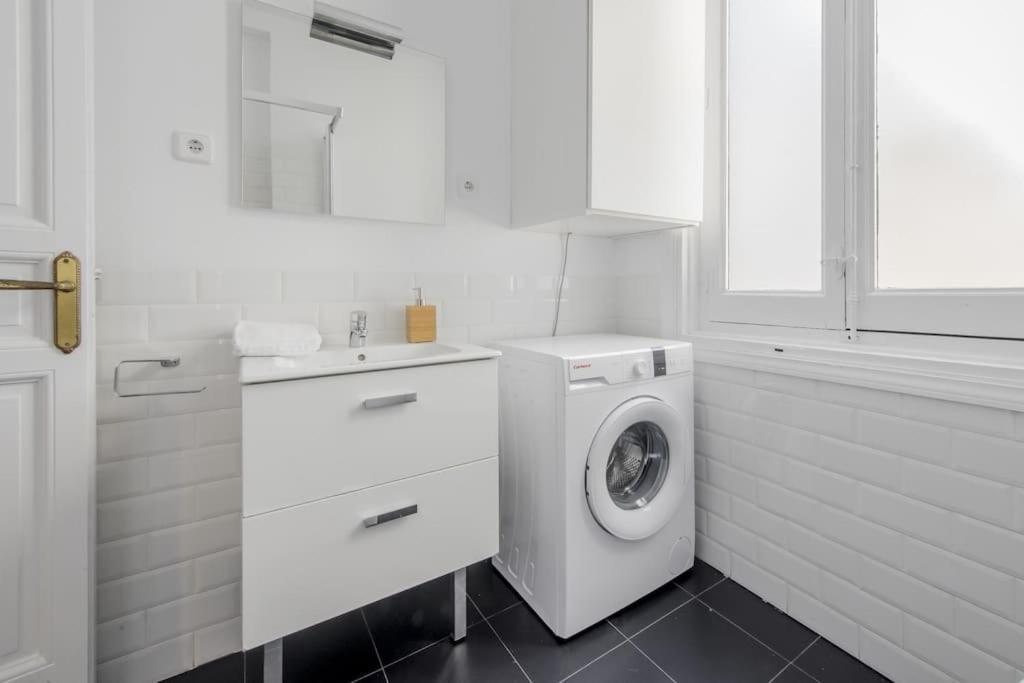 Petite E Chic Loft Para 3 En El Corazon De Madrid Exteriör bild