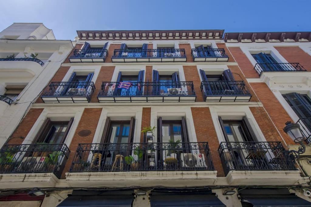 Petite E Chic Loft Para 3 En El Corazon De Madrid Exteriör bild